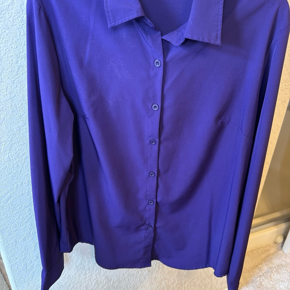 Vibrant Purple Button-Up Shirt Large